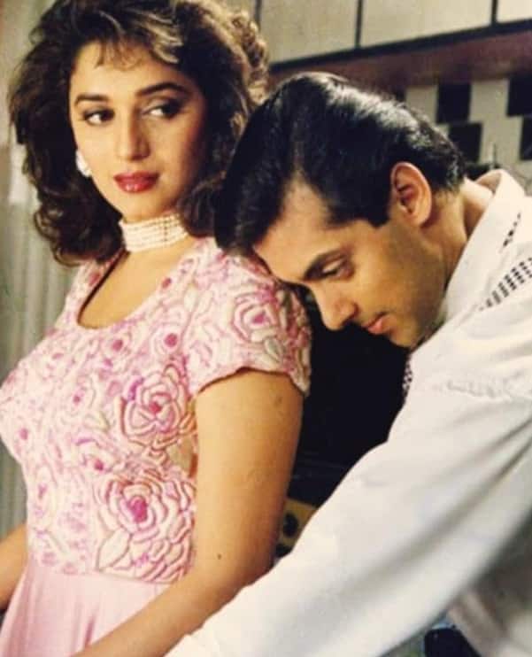 The film Hum Aapke Hain Kaun was in Madhuri Dixit Bala's laughter. His film is a Bollywood iconic film.
