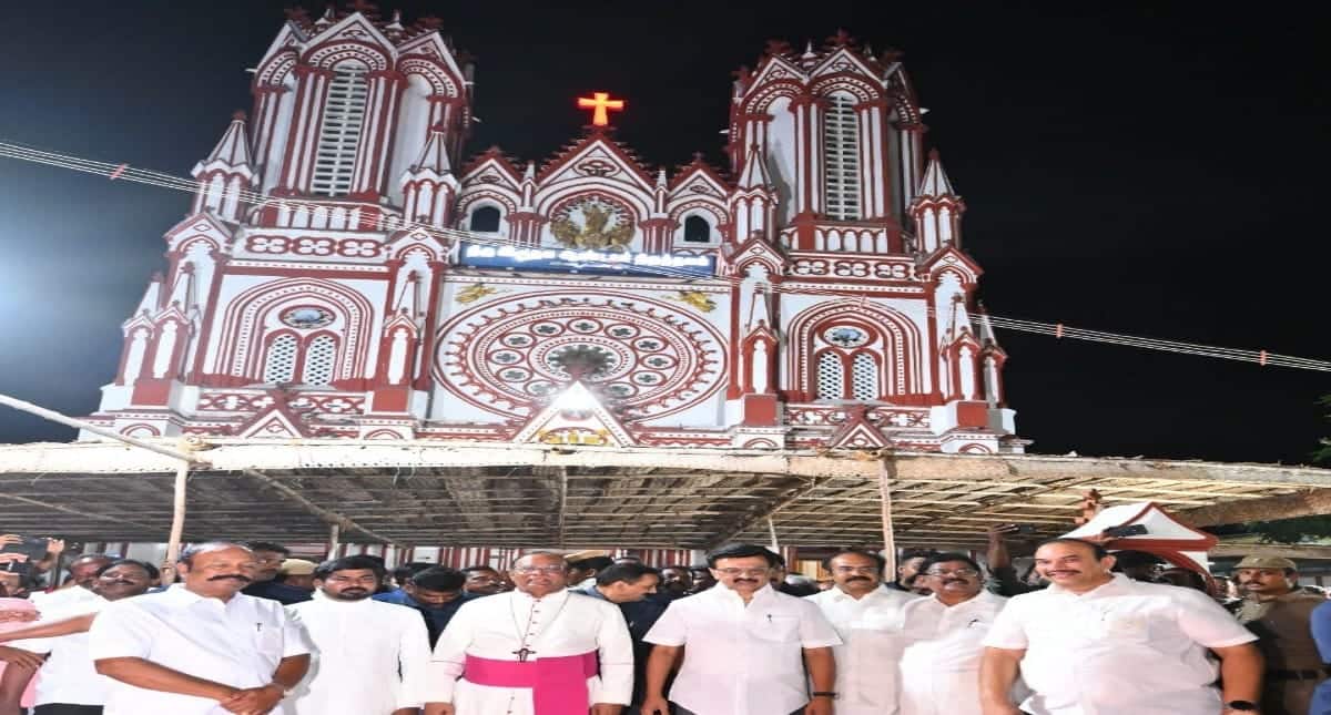 சிவகங்கை தேவாலயம் ரூ1.55 கோடி மதிப்பீட்டில் புனரமைப்பு.. பணிகள் குறித்து முதல்வர் ஸ்டாலின் ஆய்வு! !