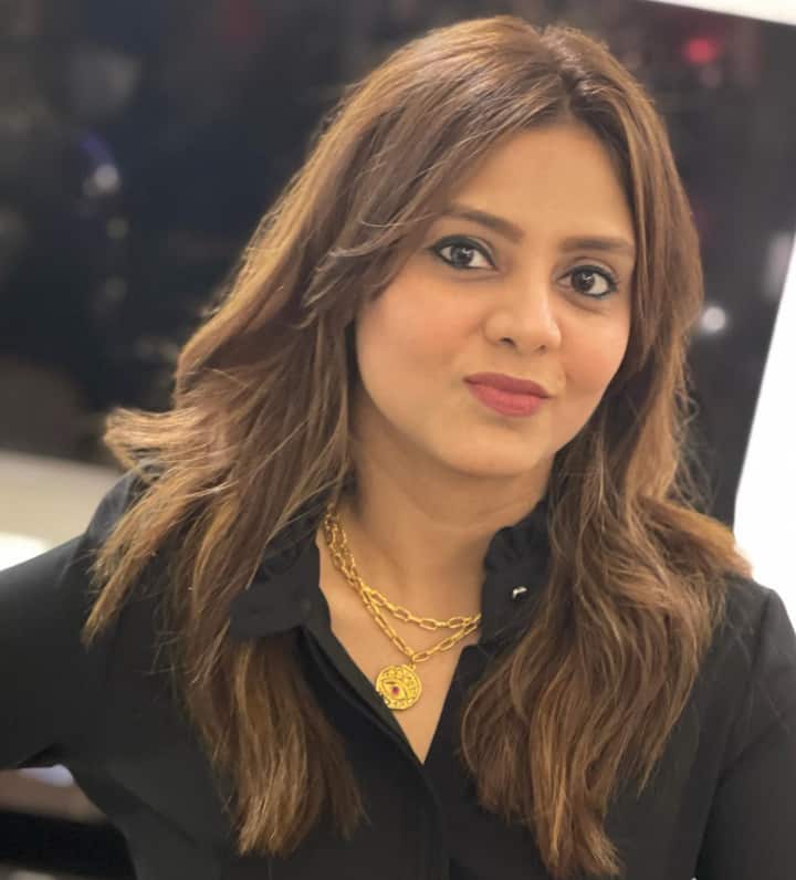 वह मनीष पॉल के करियर में उनका सबसे बड़ा सपोर्ट सिस्टम रही हैं. मनीष भी कई बार इंटरव्यू में ये कह चुके हैं कि उनकी सफलता के पीछे संयुक्ता का हाथ है.