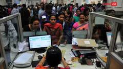 બેંકના ગ્રાહકોને મોટો ફાયદો! બેંકમાં મિનિમમ બેલેન્સની ઝંઝટ ખતમ, હવે નહીં આપવો પડે દંડ 