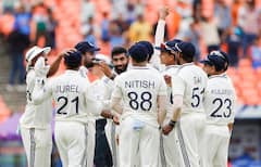 IND vs WI: āĻāĻ āĻāύāĻŋāĻāϏā§āĻ āĻāĻĒāĻŋāϞ āĻĻā§āĻŦ, āĻŦā§āϰā§āĻ āϞāĻŋāĻĻā§āϰ āĻĒāĻŋāĻāύ⧠āĻĢā§āϞāϞā§āύ, āĻāĻŽāĻĻāĻžāĻŦāĻžāĻĻā§ āĻāϤāĻŋāĻšāĻžāϏ āĻāĻĄāĻŧāϞā§āύ āϝāĻļāĻĒā§āϰā§āϤ āĻŦā§āĻŽāϰāĻž