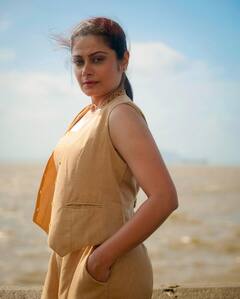 'बालिका वधू' की 'बड़ी आनंदी' की 10 तस्वीरें, 37 साल की उम्र में अपने ग्लैमर से बरपाती हैं कहर