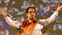 ठाकरेंच्या शिवसेनेसाठी हा दसरा मेळावा का महत्त्वाचा ? उद्धव ठाकरे कोणत्या विषयावर बोलण्याची शक्यता??