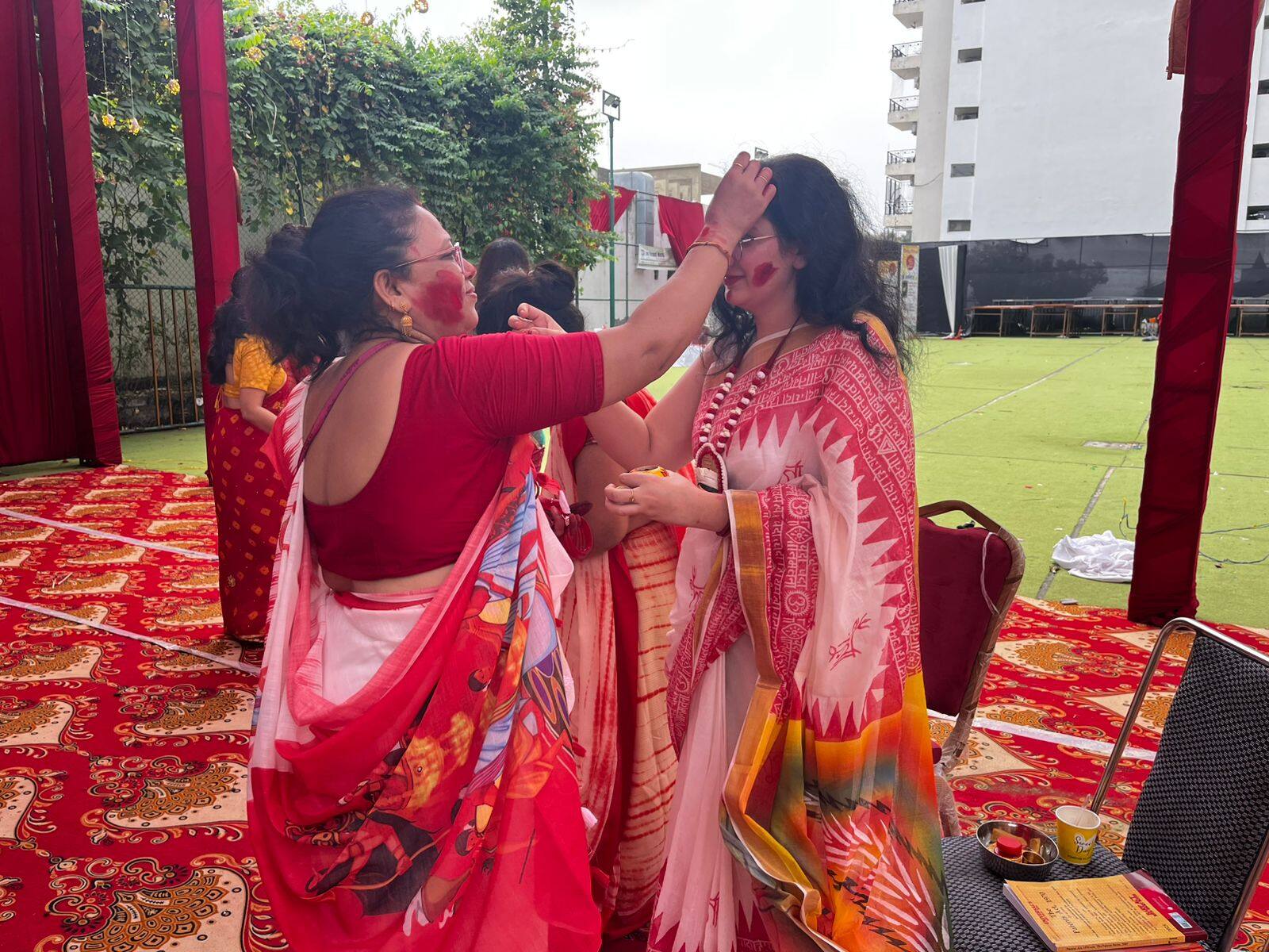 Noida’s Gulshan Ikebana Marks Joyous End To Durga Utsav 2025 With Sindoor Khela And Idol Immersion