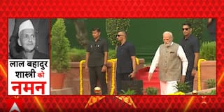 PM Modi Pays Tribute To Lal Bahadur Shastri At Vijay Ghat On Gandhi Jayanti