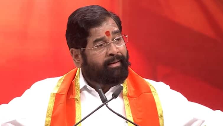 'अगर बालासाहेब होते तो हमारी पीठ थपथपाते', दशहरा रैली में एकनाथ शिंदे ने उद्धव ठाकरे को भी घेरा
