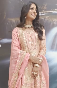 मोनालिसा की अब तक की सबसे खूबसूरत 10 तस्वीरें: महाकुंभ की वायरल गर्ल के हुस्न पर लट्टू ना हो जाएं तो कहना