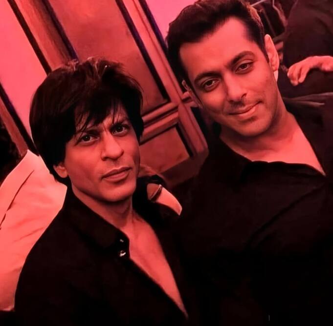 लेकिन क्या आपको पता है कि दोनों कि नेटवर्थ में कितना अंतर है.