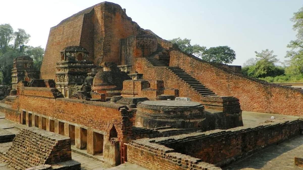 (Image Source: Twitter/@drdewasya)