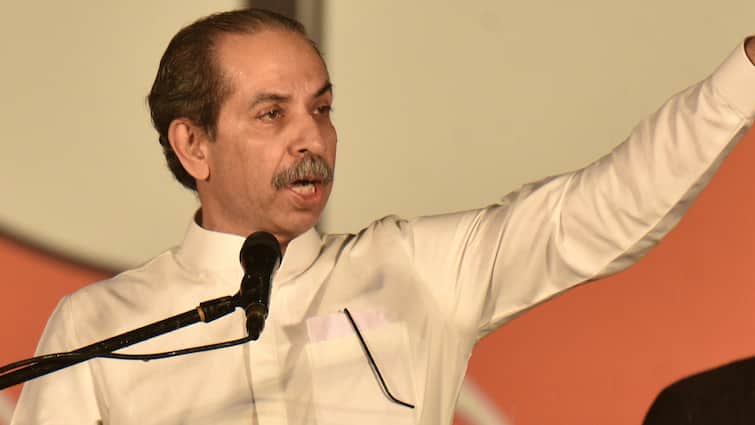 'हाथ काट डालेंगे', मराठी भाषा विवाद के बीच गरजे उद्धव ठाकरे, बोले- 'अगर तुम लोगों में हिम्मत है तो...'