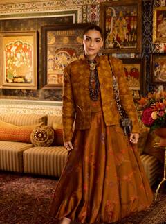 सोनम कपूर की 10 तस्वीरें: सेकंड प्रेगनेंसी रूमर्स के बीच एक्ट्रेस ने स्कर्ट-टॉप आउफिट में लूटी महफिल, फेस्टिव सीजन के लिए बेस्ट इंस्पिरेशन