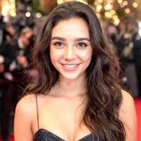 'टिली नॉरवुड' की 10 खूबसूरत तस्वीरें, दुनिया की पहली AI एक्ट्रेस के सामने 'ऐश्वर्या' से लेकर 'एंजेलिना जोली' तक सब फेल