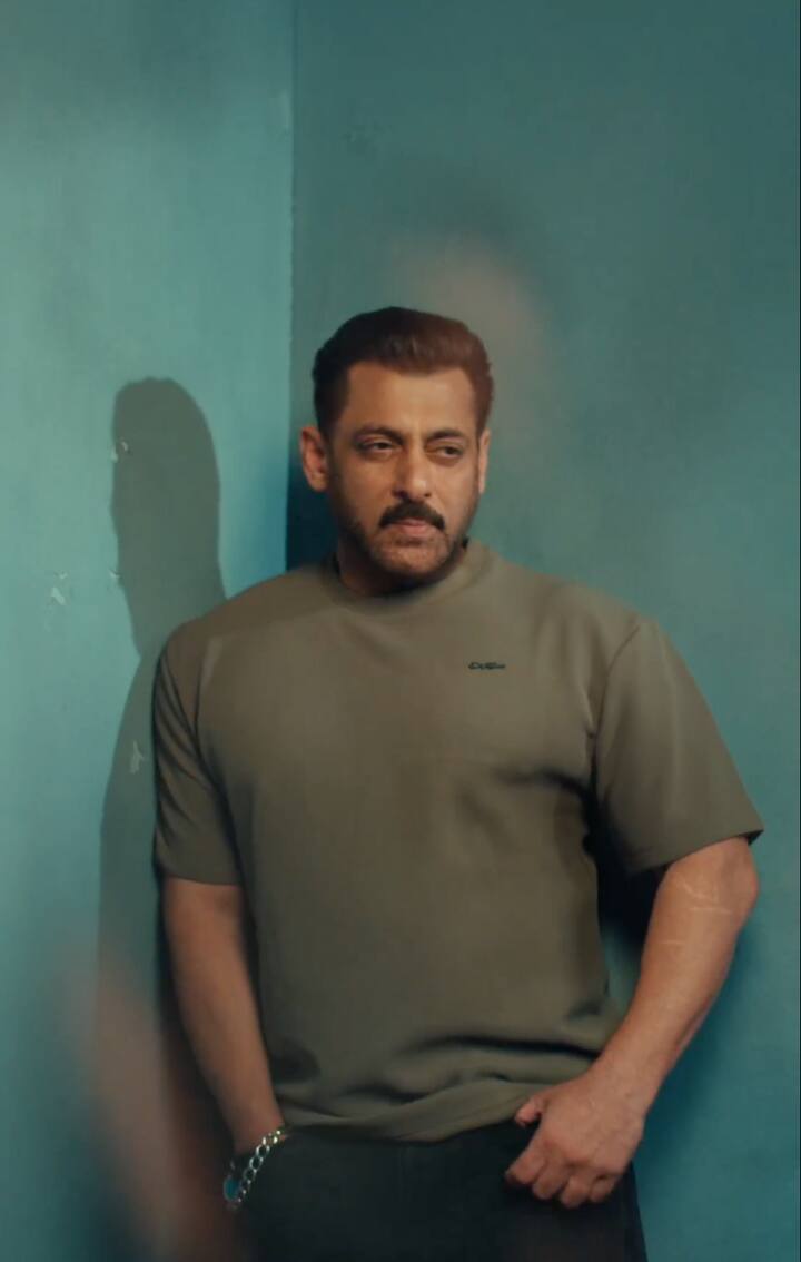 Salman is AR Murugados's film Alexander was seen for the last time, which also had Rashmika Mandana. Apart from this, he is shooting for a big budget film like Battle of Galwan. Also, his cameo is also in discussion in Aryan Khan's web series The Bads of Bollywood.