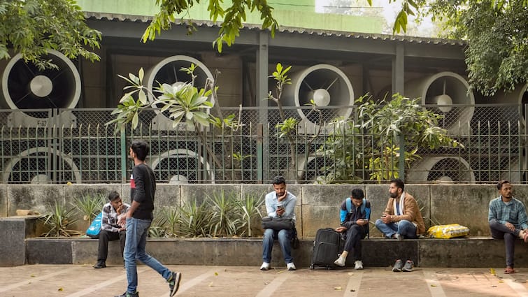Delhi-NCR Sees Early Pollution Surge Ahead Of Diwali, AQI Crosses 100