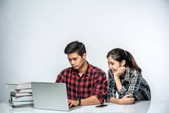 स्विट्जरलैंड में 50,000 CHF की नौकरी, भारत में बनेंगे इतने लाख रुपये! जानिए