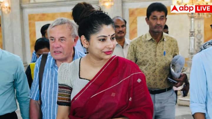 साल 2000 में अपने दूसरे अटेंट में इन्होंने ऑल इंडिया रैंक 4 को हासिल किया, इस तरह काफी कम समय में ही इन्होंने अपने सपने को साकार करके दिखाया.
