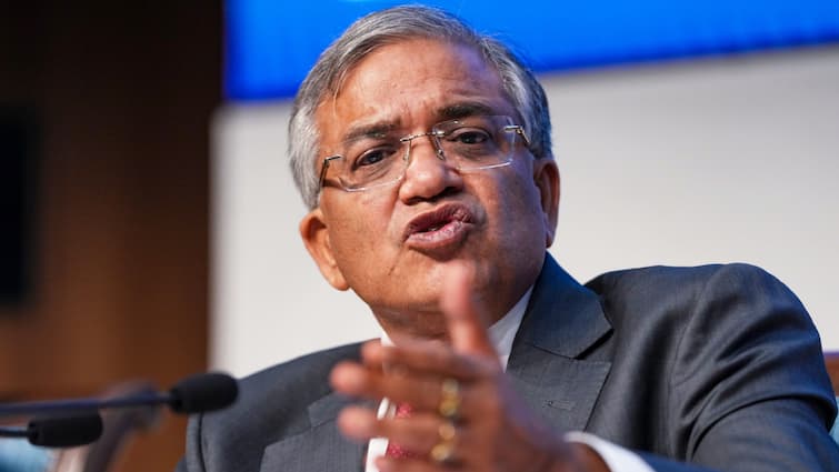 <div>CEC Gyanesh Kumar On Pan-India SIR: 'Election Commissioners To Decide On Dates For Various States'</div>