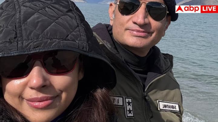 इंस्ट्राग्राम से लेकर एक्स तक इनकी एक बड़ी फैन फॉलोइंग है,जहां ये अपनी खूबसूरत तस्वीरें फैंस के साथ साझा करती रहती हैं.