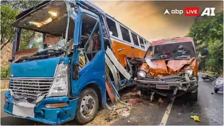 Rajasthan: एक ही दिन बीकानेर और जयपुर में स्कूल बस और वैन हुए हादसे का शिकार, 8 बच्चे घायल