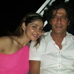 जवानी में ऐसी दिखती थीं चंकी पांडे की पत्नी, फोटोज देख कहेंगे किस फिल्म की हैं एक्ट्रेस