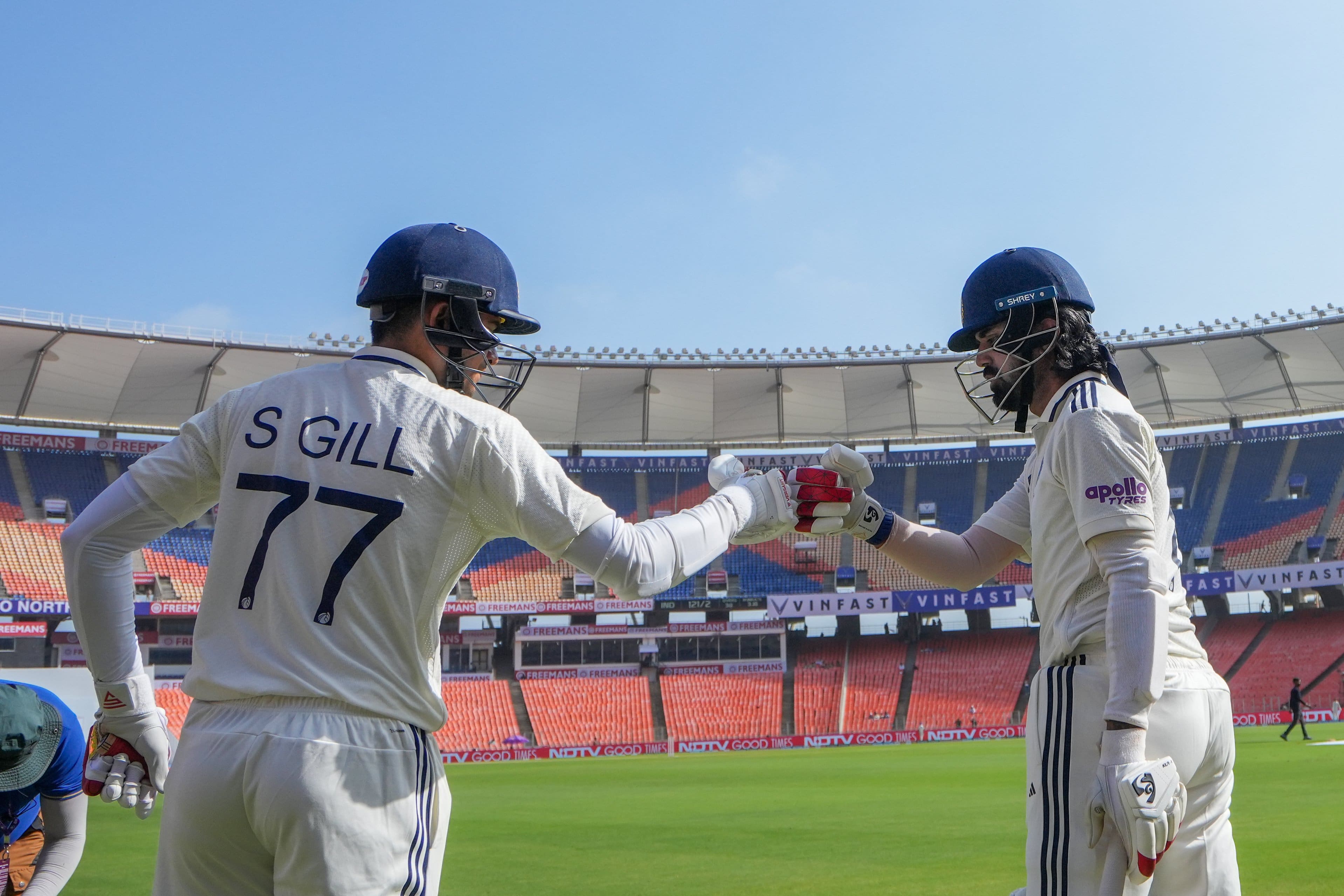 KL Rahul Century: இந்திய கிரிக்கெட்டின் காந்தாரா.. வெஸ்ட் இண்டீசை வெளுக்கும் ராகுல் சதம்!