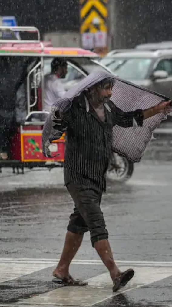 दिल्ली में बदला मौसम का मिज़ाज, वीकेंड तक जारी रह सकती है बारिश