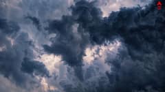 Weather Update: āĻāĻ āĻĨā§āĻā§ āĻĻāĻā§āώāĻŋāĻŖāĻŦāĻā§āĻ āĻā§āĻĄāĻŧā§ āϧā§āϰ⧠āϧā§āϰ⧠āĻāĻŽāĻŦā§ āĻŦā§āώā§āĻāĻŋāϰ āĻĒāϰāĻŋāĻŽāĻžāĻŖ ! āĻ
āĻŦāĻļā§āώ⧠āϏā§āĻāĻŦāϰ āĻāĻžāύāĻžāϞ āĻāĻŦāĻšāĻžāĻā§āĻž āĻĻāĻĢāϤāϰ