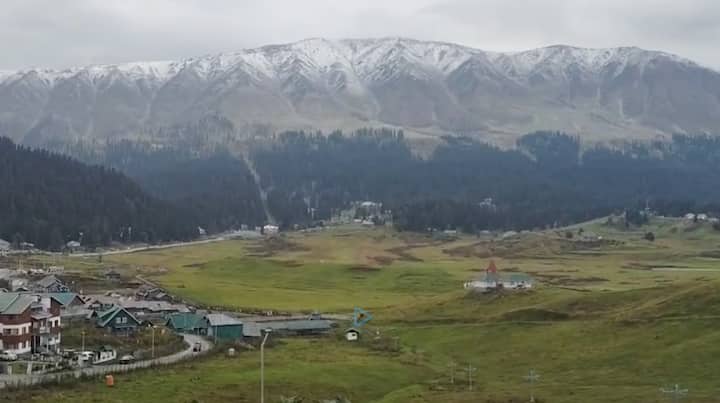 किसानों को सलाह दी गई है कि 5 से 7 अक्टूबर तक कृषि कार्य रोक दें, क्योंकि फसलों को नुकसान का खतरा है. विभाग ने जनता से सतर्क रहने, अनावश्यक यात्रा से बचने और स्थानीय प्रशासन के निर्देशों का पालन करने को कहा.