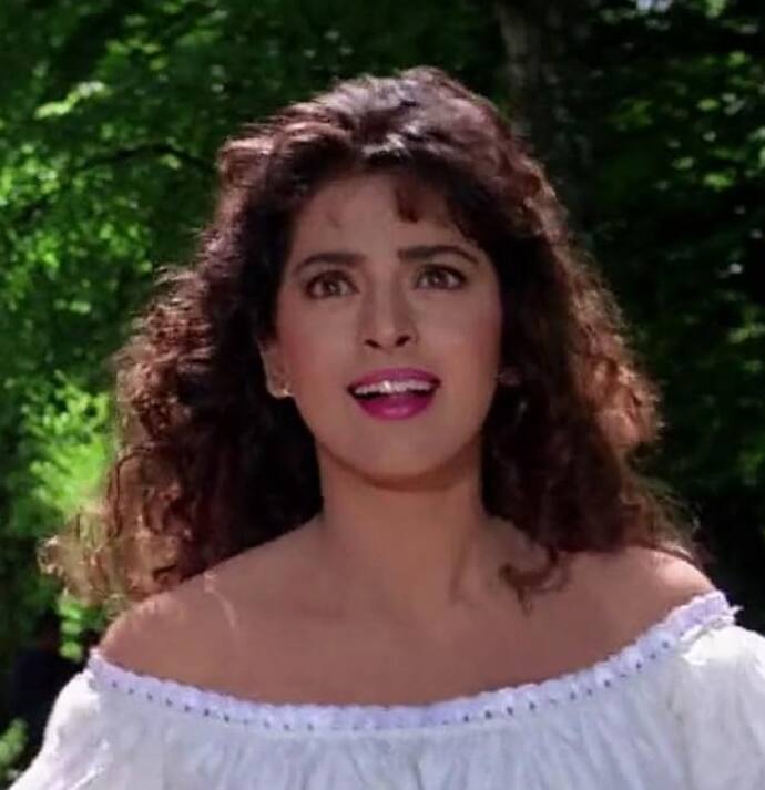 In 1995, on his career peak, Juhi Chawla married a businessman Jai Mehta. However, the actress kept her marriage hidden for years, Juhi said that she had done so to save her career.