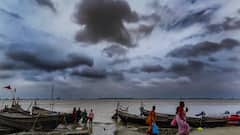 TN Rain Alert: ஆறு மாவட்டங்களில் கனமழை எச்சரிக்கை.. தீபாவளிக்கும் மழை இருக்கு! வானிலை மையம் கொடுத்த அப்டேட்