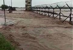 ਰਾਵੀ 'ਚ ਪਾਣੀ ਦਾ ਪੱਧਰ ਮੁੜ ਤੋਂ ਵਧਣ ਦਾ ਸ਼ੱਕ, ਹੈਲਪਲਾਈਨ ਨੰਬਰ ਜਾਰੀ, ਵਿਧਾਇਕ ਕੁਲਦੀਪ ਧਾਲੀਵਾਲ ਨੇ ਇਲਾਕੇ ਦਾ ਕੀਤਾ ਦੌਰਾ