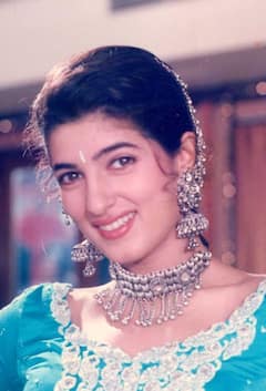 जवानी के दिनों में ऐसी थीं अक्षय की ट्विंकल, उस जमाने में भीड़ से अलग था एक्ट्रेस का फैशन, यहां देखें 10 तस्वीरें