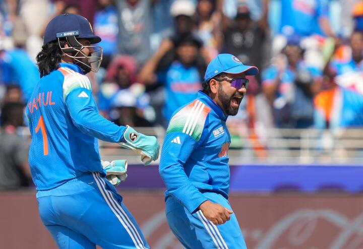 তাঁর দাবি, 'রোহিত শর্মাকে আমরা এই বিষয়ে জানিয়েছি। ও এটাকে কেমনভাবে নিয়েছে সেটা ওর আর নির্বাচক কমিটির মধ্যেকার বিষয়। রোহিত শর্মা চ্যাম্পিয়ন্স ট্রফি না জিতলেও এই সিদ্ধান্তটা সবসময়ই খুব কঠিন ছিল। তবে অনেক সময়ই ভবিষ্যতের কথাটা চিন্তা করে দলের জন্য সঠিক সিদ্ধান্তটা নেওয়া জরুরি হয়ে পরে। এই সিদ্ধান্তটা আমরা এখন নেব না ছয় মাস পর, এটাই খালি প্রশ্ন ছিল।'