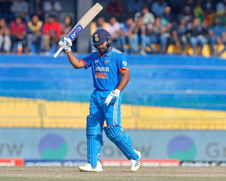 2023 के वनडे वर्ल्ड कप में रोहित ने 597 रन बनाए थे. वह वनडे वर्ल्ड कप एक एडिशन में बतौर कप्तान सबसे ज्यादा रन बनाने वाले बल्लेबाज हैं.