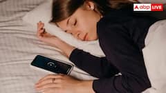 સૂતી વખતે તમારા માથા પાસે મોબાઇલ ફોન રાખવો સ્વાસ્થ્ય માટે ખતરનાક,  જાણો એકસ્પર્ટે શું આપી સલાહ