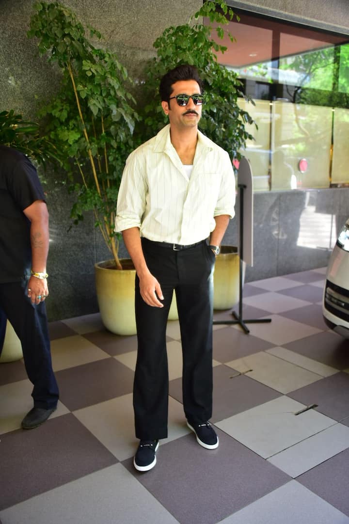 Vicky Kaushal is also in the headlines these days for professional life as well as personal life.