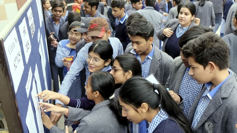 CBSE Reopens Candidate Submission Portal For Class 10, 12 Board Exams 2026 CBSE Reopens Candidate Submission Portal For Class 10, 12 Board Exams 2026