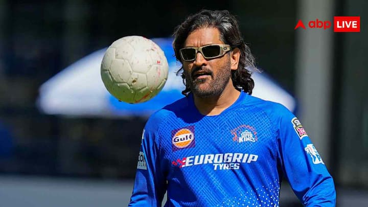 रांची का नाम लेते ही सबसे पहले जो चेहरा सामने आता है, वह महेंद्र सिंह धोनी का है. भारत के सबसे सफल क्रिकेट कप्तानों में गिने जाने वाले धोनी न सिर्फ देश के, बल्कि रांची के भी सबसे अमीर लोगों में शामिल हैं. महेंद्र सिंह धोनी की कुल संपत्ति लगभग 1050 करोड़ है. धोनी का शानदार फार्महाउस रांची में स्थित है, जहां वे परिवार के साथ रहते हैं.