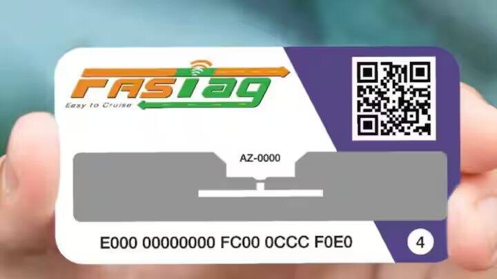 FASTag વિનાના અથવા ખામીયુક્ત FASTag વાળા વાહનોને હવે 200% ને બદલે માત્ર 125% ટોલ ચૂકવવો પડશે. આ વધારાનો 1.25 ગણો ચાર્જ રોકડમાં નહીં, પરંતુ UPI દ્વારા ઓનલાઈન કરવાનો રહેશે. ઉદાહરણ તરીકે, ₹100 ના ટોલ માટે હવે માત્ર ₹125 ચૂકવવા પડશે, જે પહેલા ₹200 હતા.