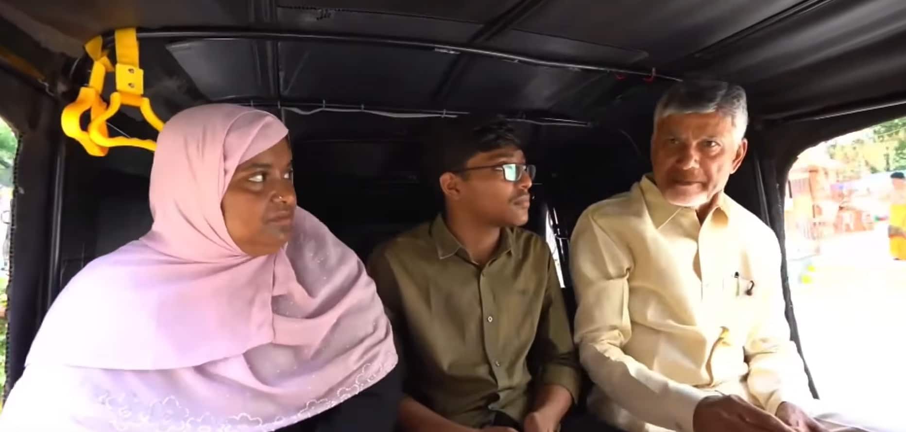 Auto Driver Seva Lo Scheme : ఆంధ్రప్రదేశ్ ఆటో డ్రైవర్ల ఖాతాల్లో 15వేలు జమ- ఆటోల్లో ప్రయాణించిన చంద్రబాబు, పవన్, లోకేష్