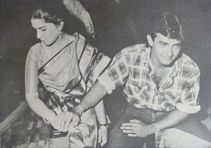 रीना के पेरेंट्स ने उसने वादा लिया कि वो अब कभी भी आमिर खान से नहीं मिलेंगी. डर के मारे दोनों ने गुपचुप शादी करने का फैसला लिया.