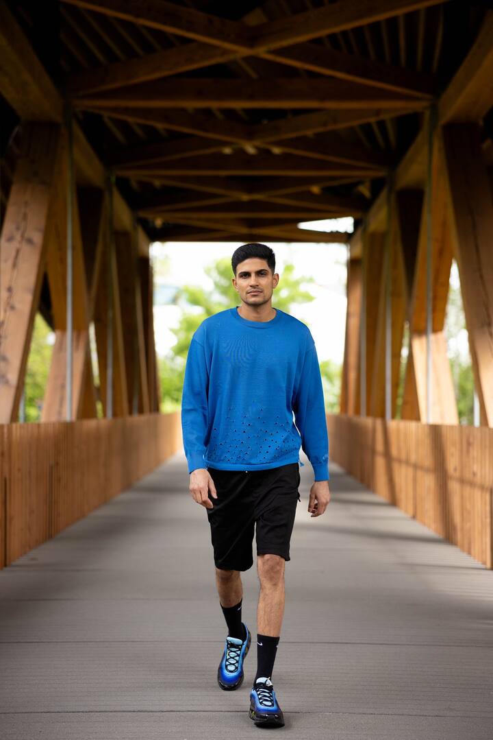 गिल Nike, MRF, Tata Capital और Gillette जैसे कई बड़े ब्रांड्स का प्रचार करते हैं. मीडिया रिपोर्ट्स के मुताबिक ब्रांड एंडोर्समेंट से उनकी सालाना आय लगभग ₹6 से ₹8 करोड़ के बीच होती है.