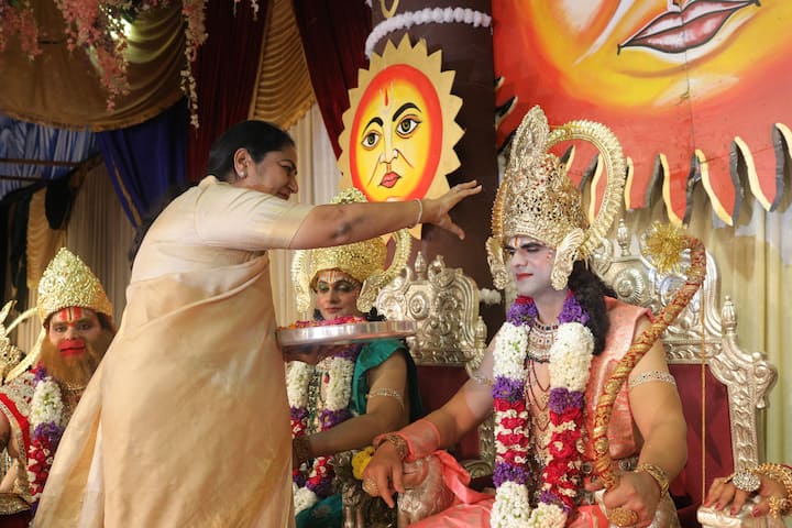 सीएम रेखा गुप्ता ने कहा कि जीएसटी बचत उत्सव GSTBachatUtsav और स्वदेशी अपनाने के संकल्प ने इस ‘तिलकोत्सव’ को और विशेष बनाया है