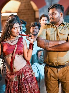 Gautami Patil : सबसे कातील गौतमी पाटील आयुष्यातील सर्वात मोठ्या संकटात सापडली, पुण्यातील नवले पुलाजवळ काय घडलं?