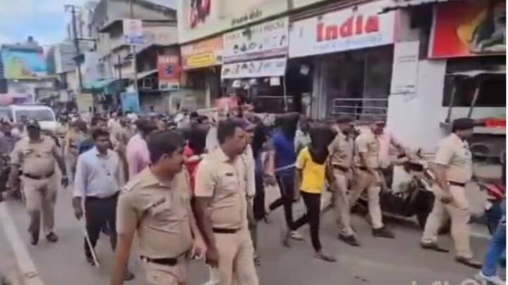 मंथन सचिन भालेराव, फैजान शेख, पियुष बिडकर, अथर्व नलावडे आणि ओंकार मेरगु असे अटक केलेल्या आरोपींची नावे आहेत