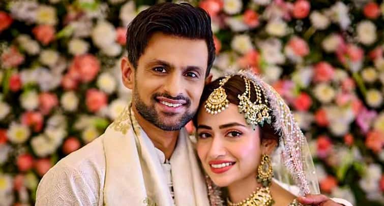 Four Pakistani Cricketers Who Married Twice Ft. Shoaib Malik