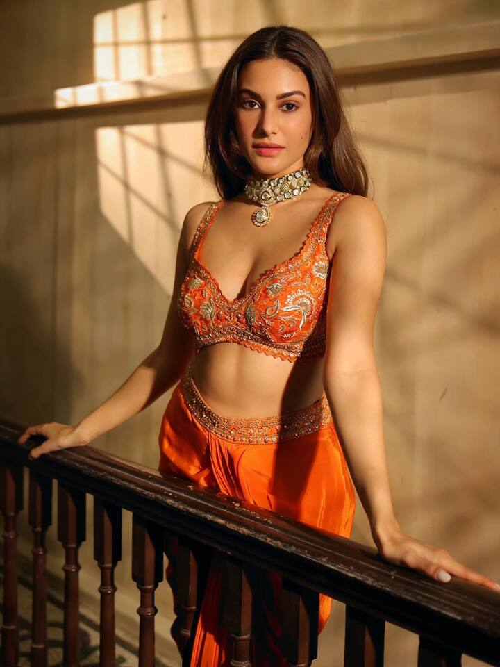 આ ફિલ્મ 26 જુલાઈ 2013ના રોજ રીલિઝ થઈ હતી. પ્રતિક બબ્બર આ ફિલ્મમાં અમાયરા સાથે જોવા મળ્યો હતો.