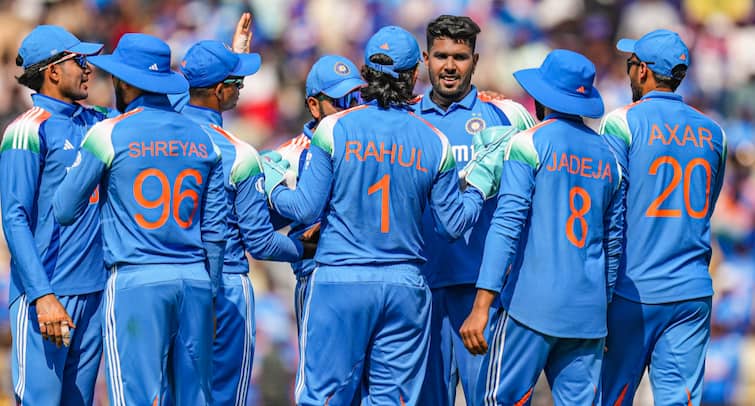 <div>Not Shubman Gill! Srikkanth Names India Player Who Has Gambhir's 'Permanent' Support</div>