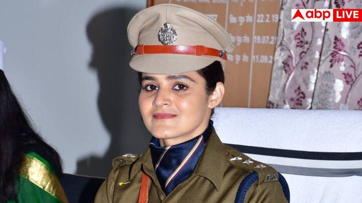 मीडिया रिपोर्ट्स के अनुसार, वर्तमान में नवजोत सिम्मी बिहार कैडर से तैनात हैं और Bihar Special Armed Police-8 की कमांडेंट के तौर पर तैनात हैं.