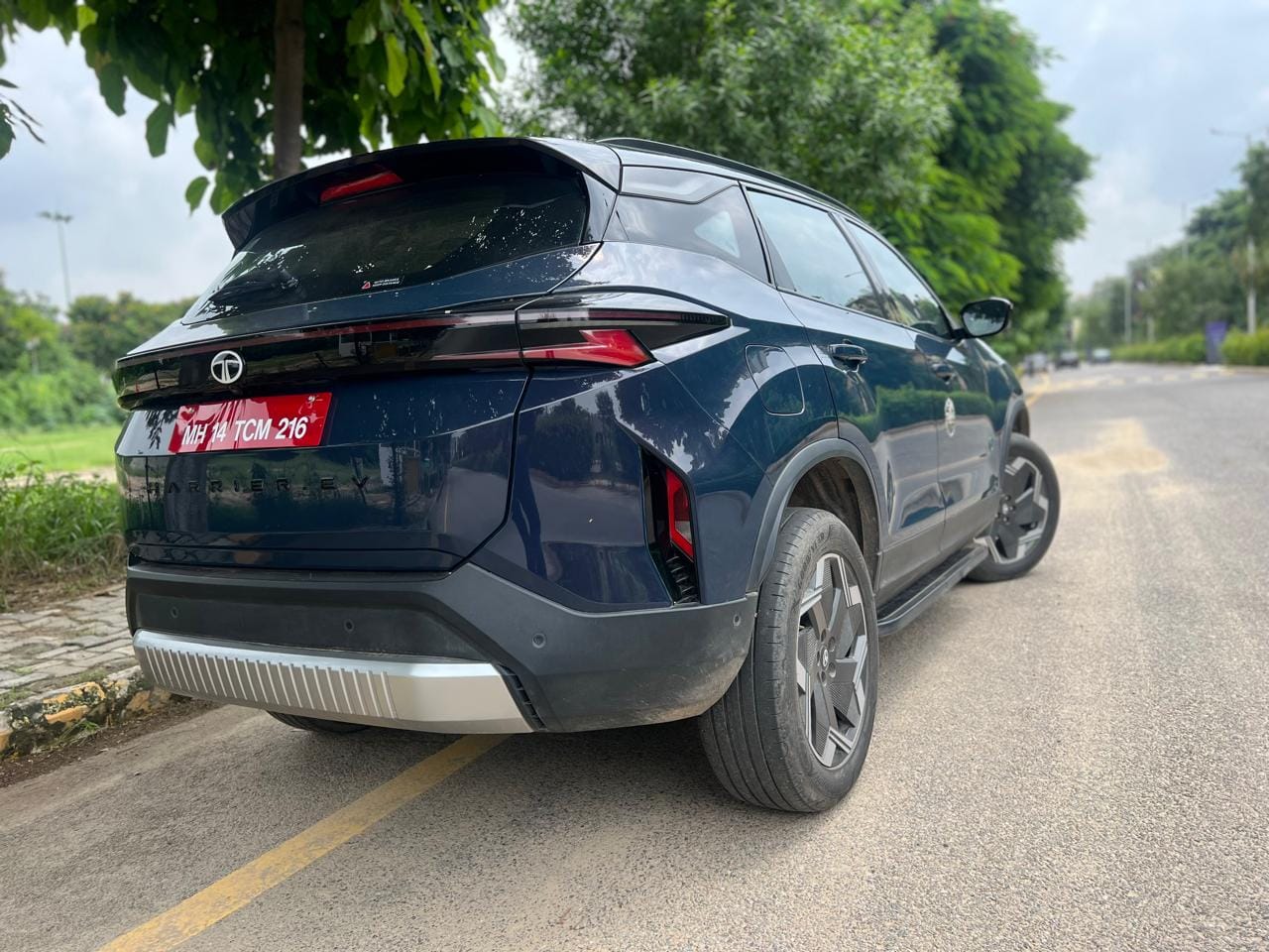 Tata Harrier EV Week-Long Road Test Review — Range Kitna Hai?